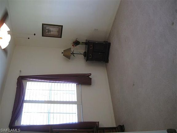 5th image of 400 Robin Hood Cir Unit 102