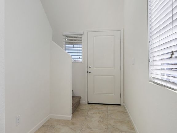 3rd image of 250 Alboran Sea Cir