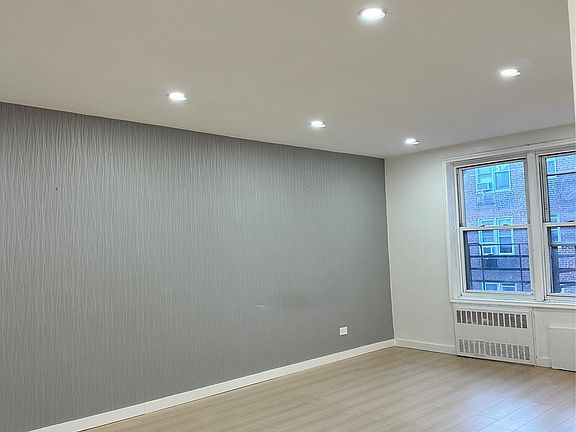 4th image of 43-43 Kissena Boulevard #509