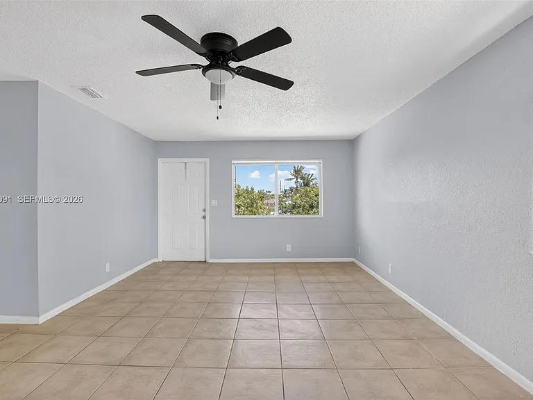 2201 Catherine Dr #3 — Photo 12
