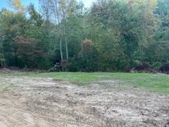 900 Wilber Rd, Blaine, KY 41124