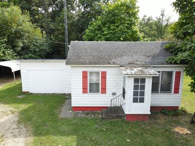 523 White Oak Rd, Lawton, MI, 49065