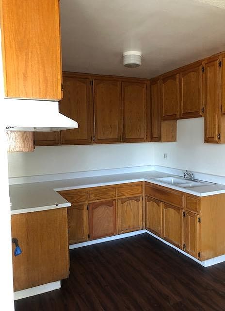 2nd image of 2100 Estrella Ave APT 7
