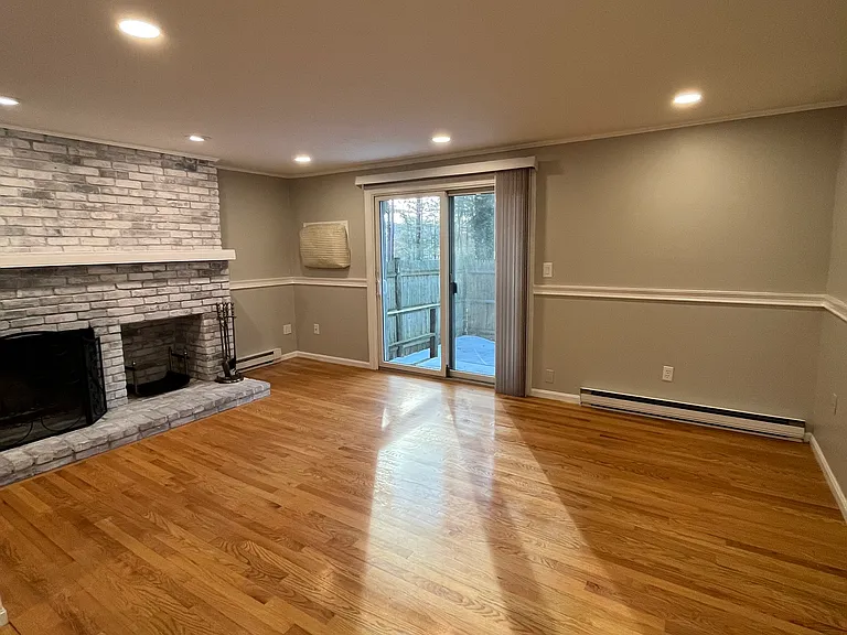 848 Plain St #45 — Photo 8