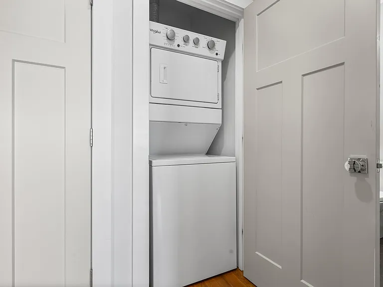 181 Bennington St #4 — Photo 15