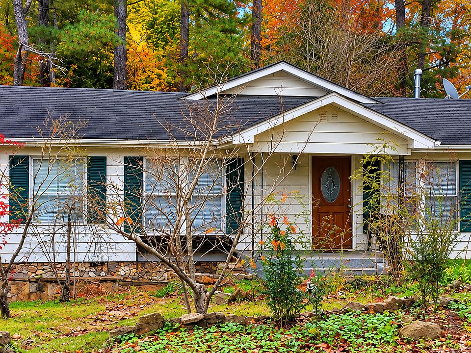 1st image of 814 Schmitt Rd