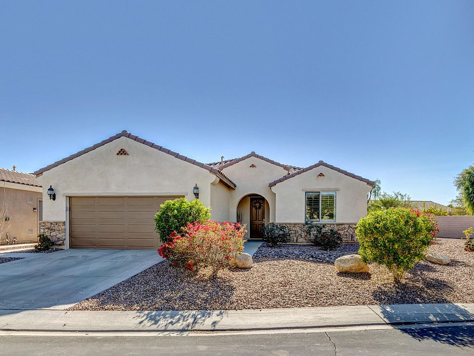 1st image of 39409 Camino Manena
