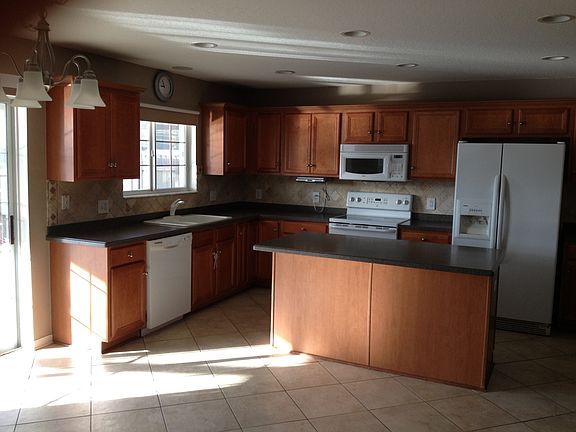 Kitchen with island