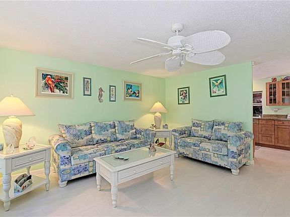 5th image of 4344 Hymount Ave