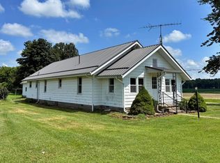 607 Rr 2, Linton, IN 47441