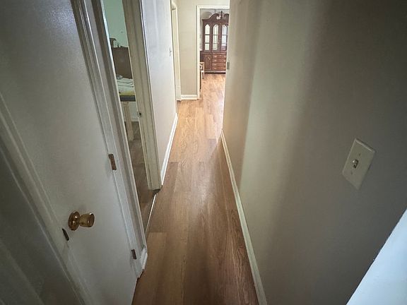 5th image of 715 Leisure Ln