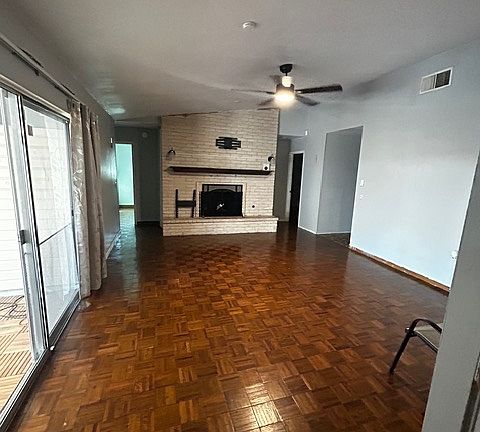 4th image of 5023 El Capitan St