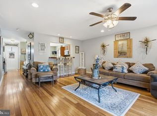 62 Andrews Ct, Upper Chichester, PA 19014