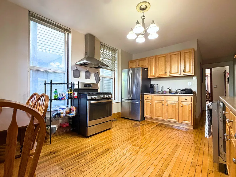 1016 W Oakdale Ave #1 — Photo 7