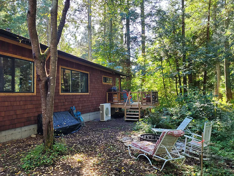 721 Claire Ln — Photo 36