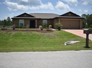 845 Lochman Dr, Fort Myers, FL 33913