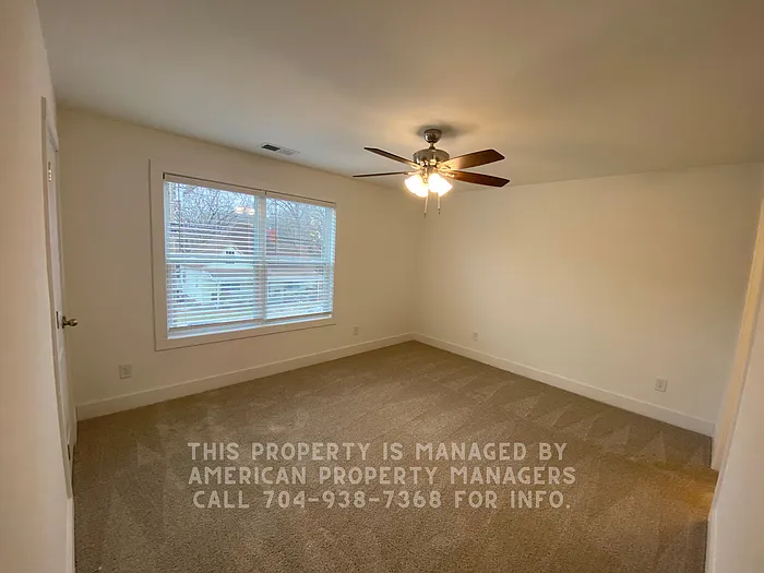 406 Vance Ave — Photo 6
