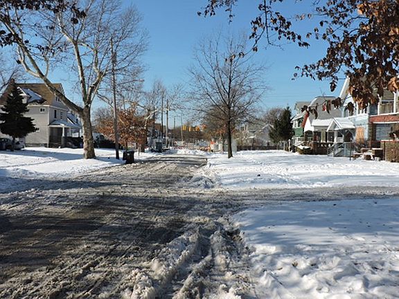 5th image of 12324 Phillips Ave