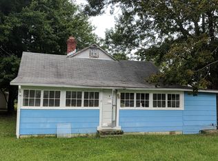 18311 Oakland Dr, Cobb Island, MD