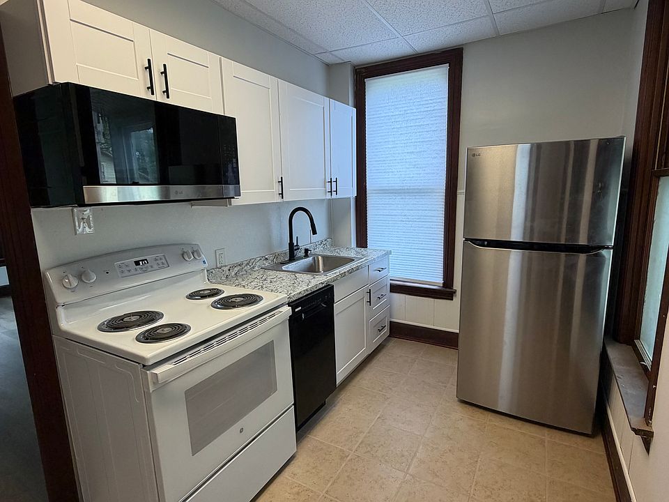 1st image of 320 N Hanover St APT A