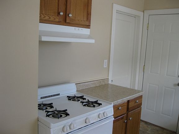 3rd image of 1220 S Independence Ave