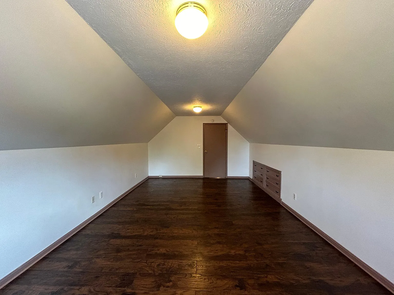 3 bed, 1100 sqft, $1,175 — Photo 4