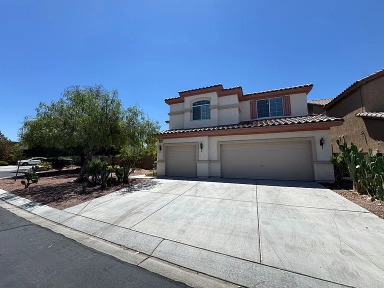 3055 Costa Miole Dr — Photo 2