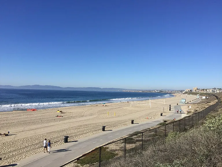1/2 Block from the Beach