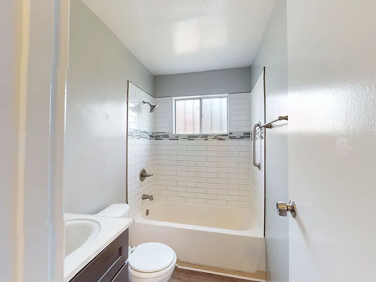 3615 Martin Luther King Jr Way — Photo 11