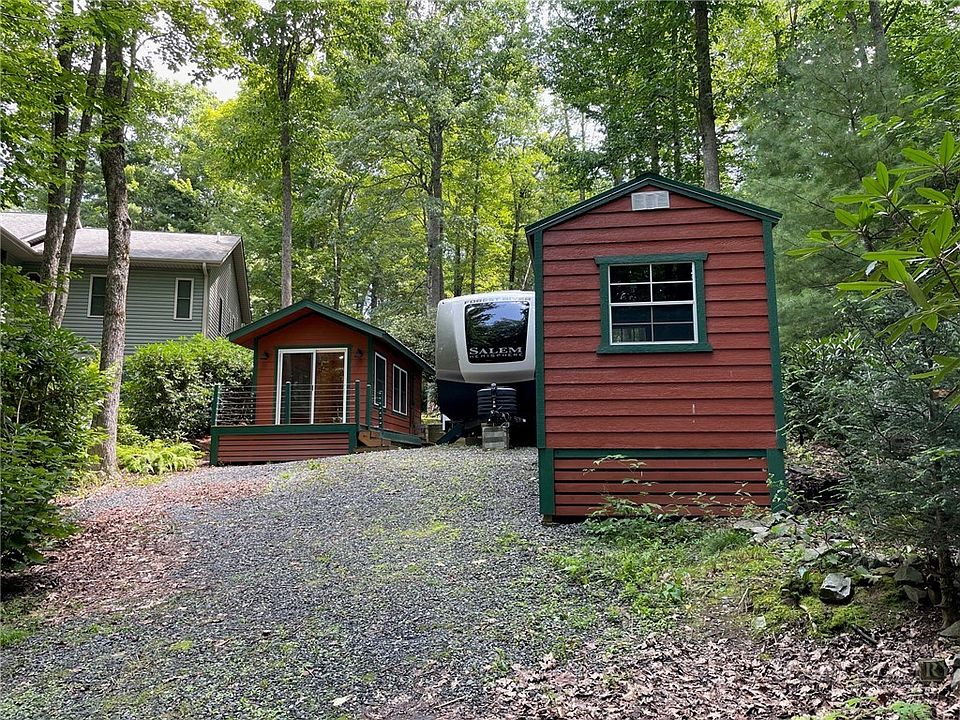 1st image of 42 Azalea Lane