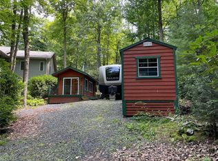 42 Azalea Ln, Newland, NC 28657