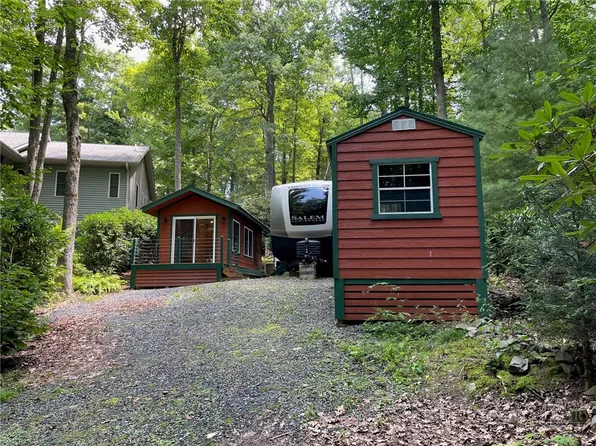 42 Azalea Lane, Newland, NC 28657