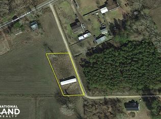 70 Robin Ln, Whiteville, NC 28472