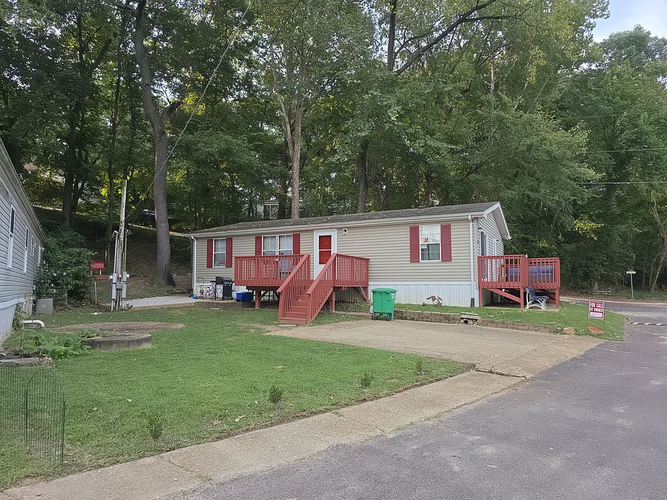 1st image of 1684 Meadowlark Ln