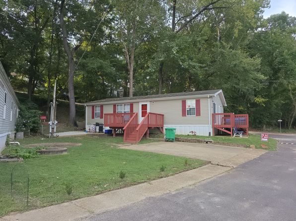 1684 Meadowlark Ln