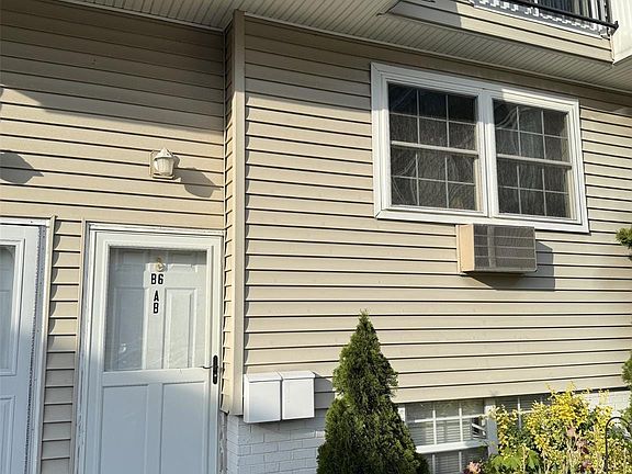 2nd image of 3 Forge Gate Dr #B-6a