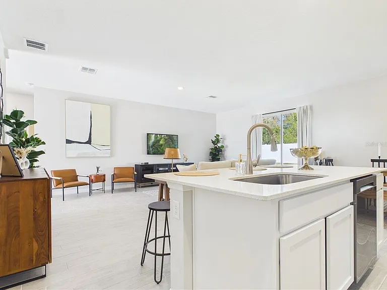 566 Marion Oaks Blvd — Photo 14