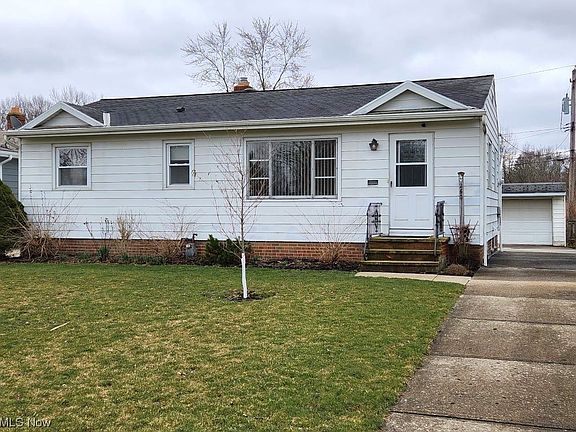 2nd image of 260 Deborah Ln