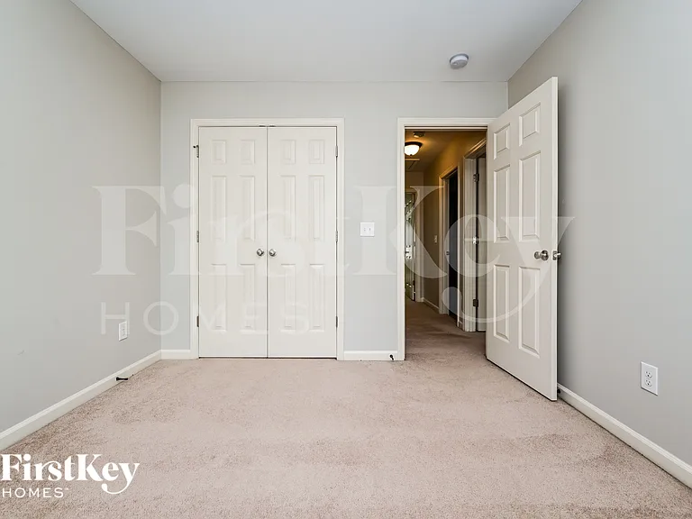 2501 Freemont St — Photo 14
