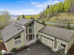 18310 Potter Bluff Cir, Anchorage, AK 99516