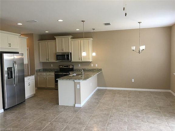 5th image of 10869 Alvara Point Dr
