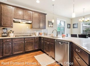 12764 SW King Ct, Tigard, OR 97223