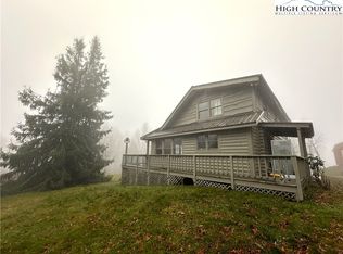 462/464 Rocky Knob Rd, Zionville, NC 28698
