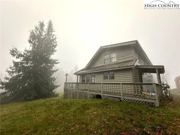 462/464 Rocky Knob Road, Zionville, NC 28698