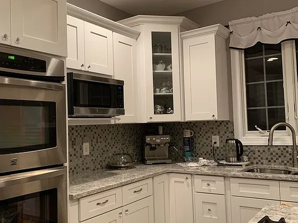 19182 Chartier Dr, Leesburg, VA 20176