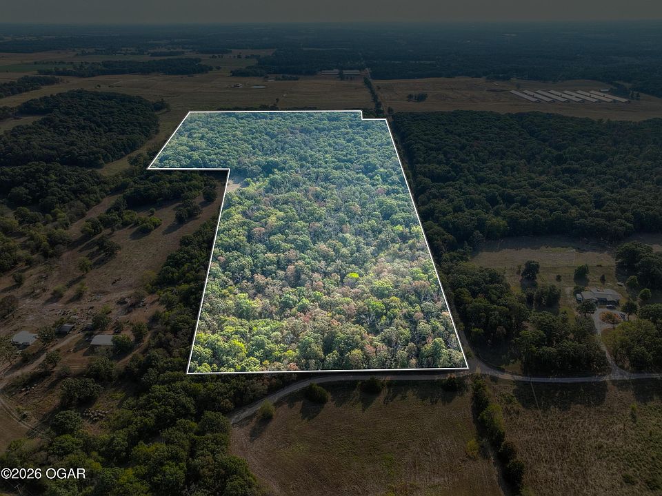1st image of Foliage Rd