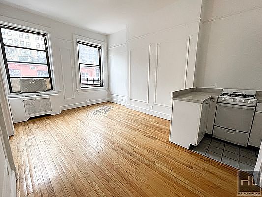 1st image of 251 W 72nd St #5RR