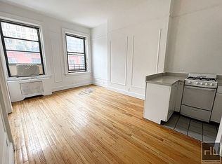 251 W 72nd St #5RR, New York, NY 10023