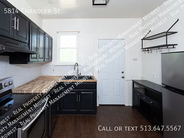 5814 Chandler St — Photo 3