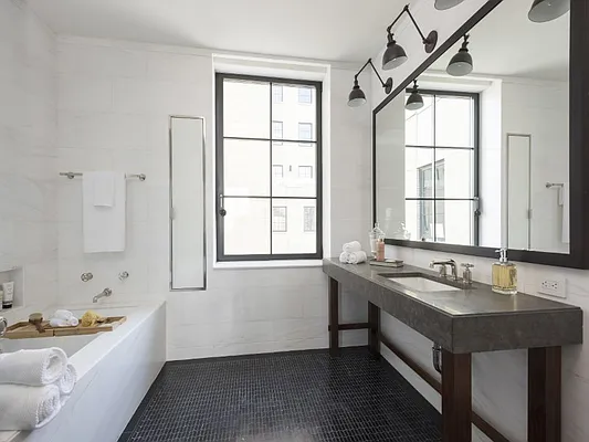 Sold by Sotheby's International Realty | media 15